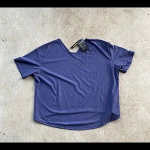 Nike women’s Short Sleeve Air NFS Top, XL